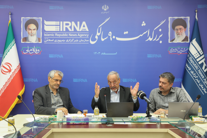 دکتر ابراهیم خدایار: شاهنامه، سرزمین بی‌مرز است