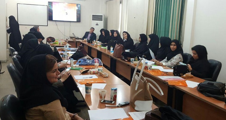 برگزاری کارگاه طب سنتی در مامایی